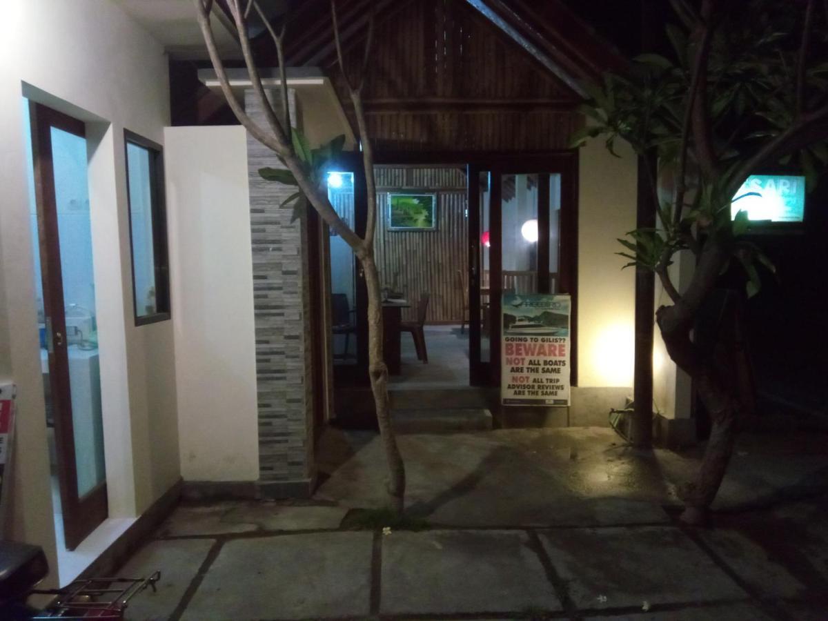 Mesari Homestay & Warung อาเม็ด ภายนอก รูปภาพ