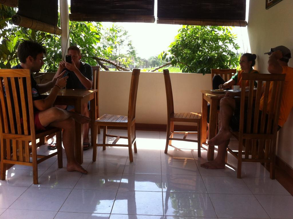 Mesari Homestay & Warung อาเม็ด ภายนอก รูปภาพ