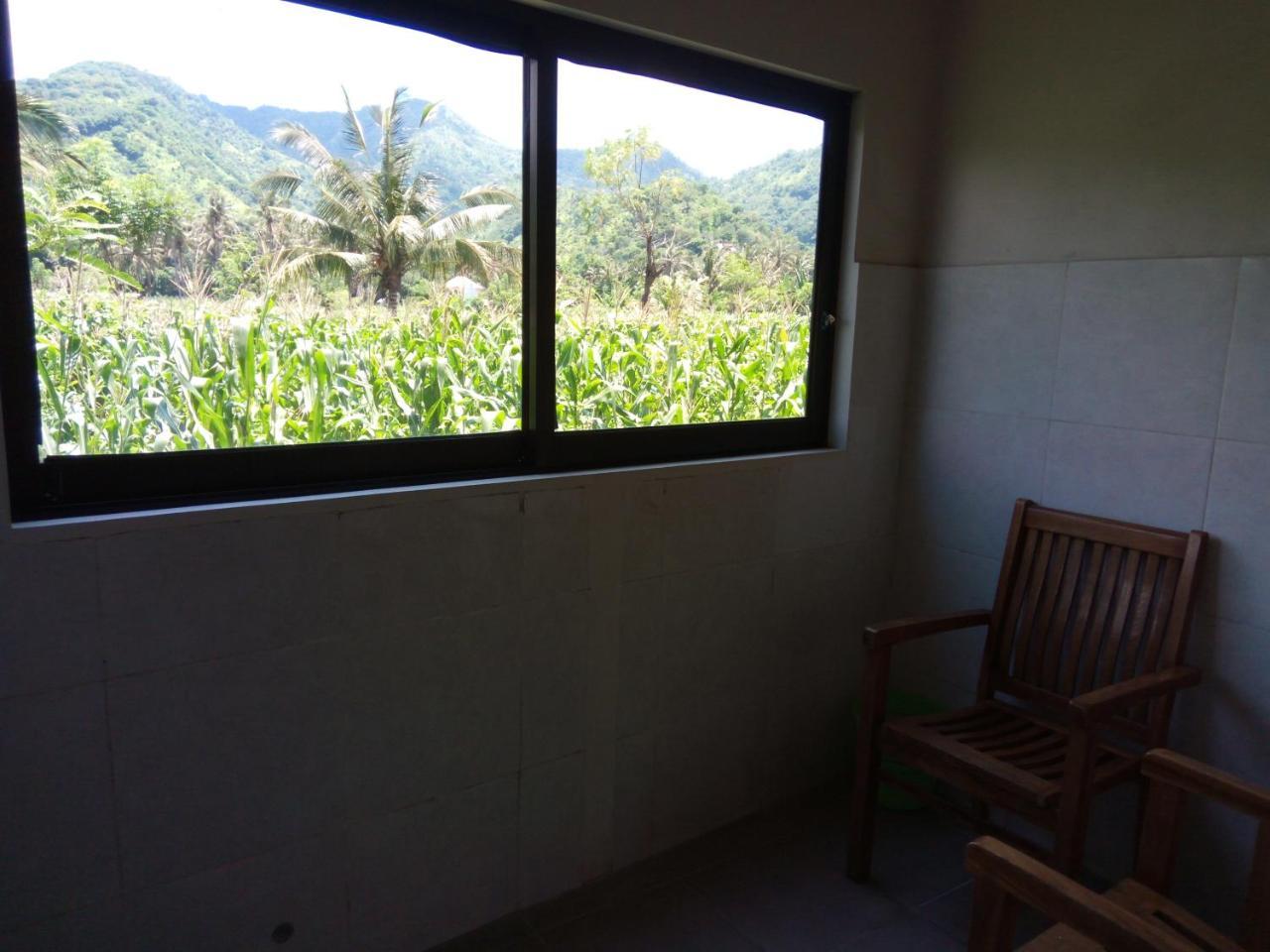 Mesari Homestay & Warung อาเม็ด ภายนอก รูปภาพ